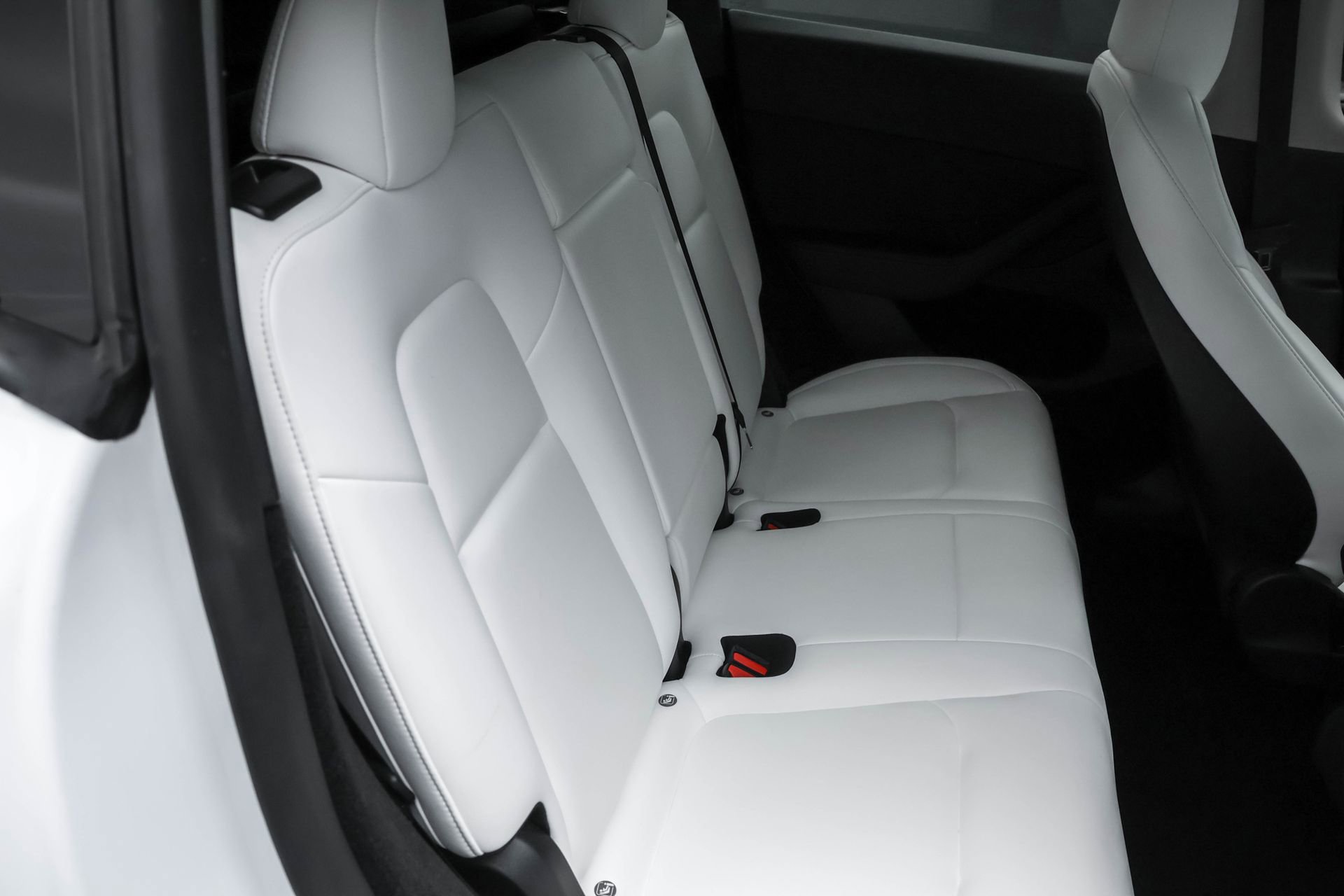 Used 2024 Tesla Model Y Performance image 20