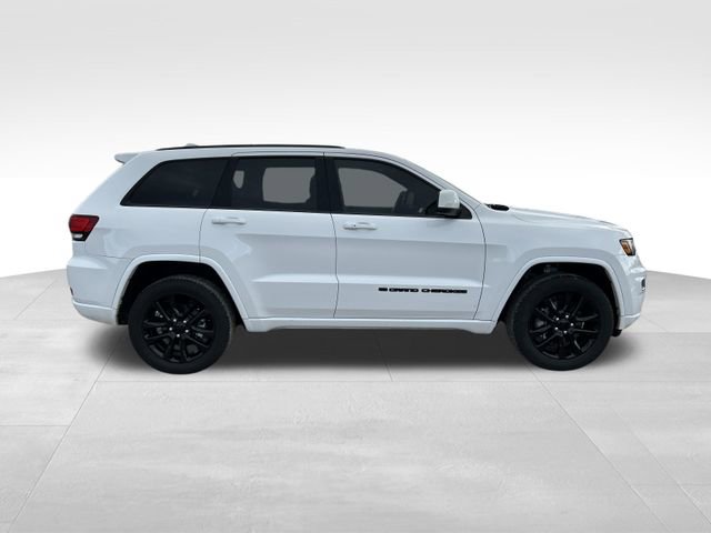 Used 2022 Jeep Grand Cherokee Laredo X image 6