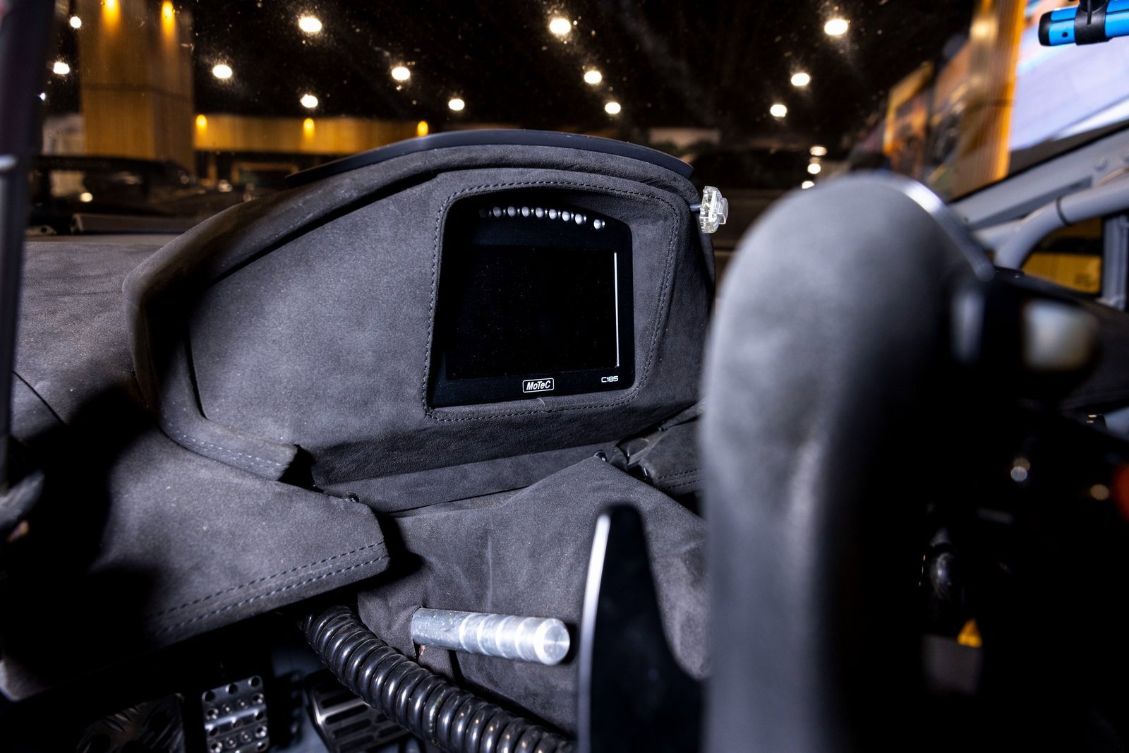 Used 2023 Lamborghini Huracan EVO image 11