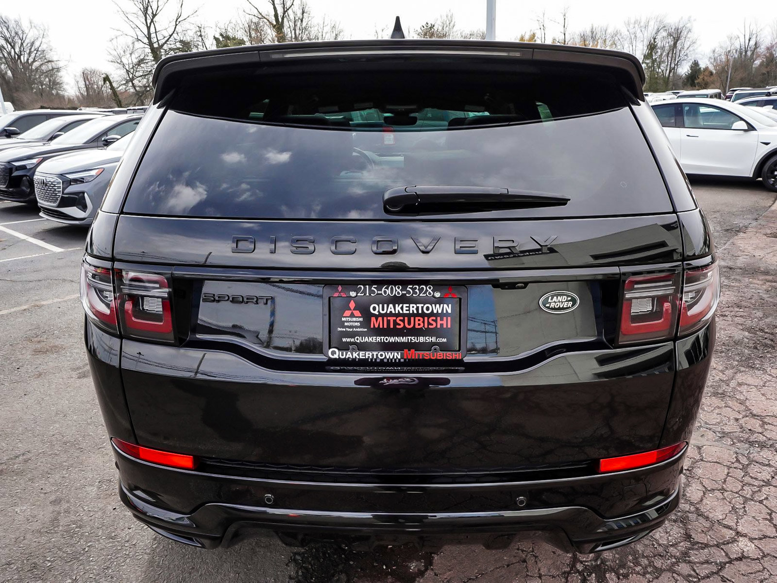 Used 2023 Land Rover Discovery Sport S R-Dynamic image 5