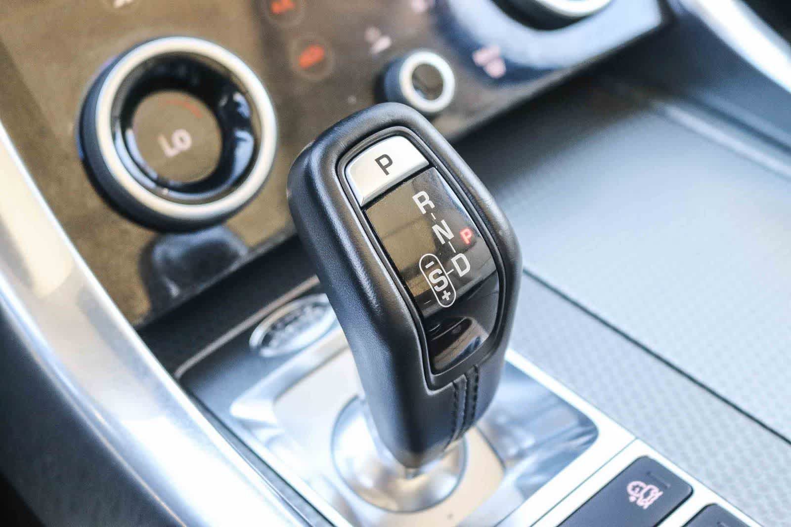 Used 2019 Land Rover Range Rover Sport Supercharged AWD/4WD image 22