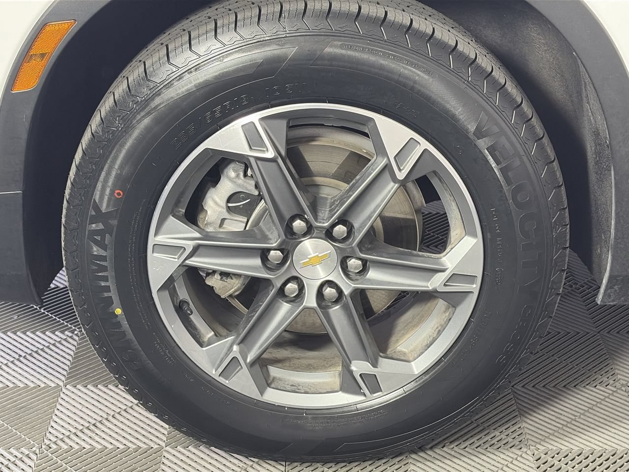 Used 2025 Chevrolet Blazer LT FWD image 10
