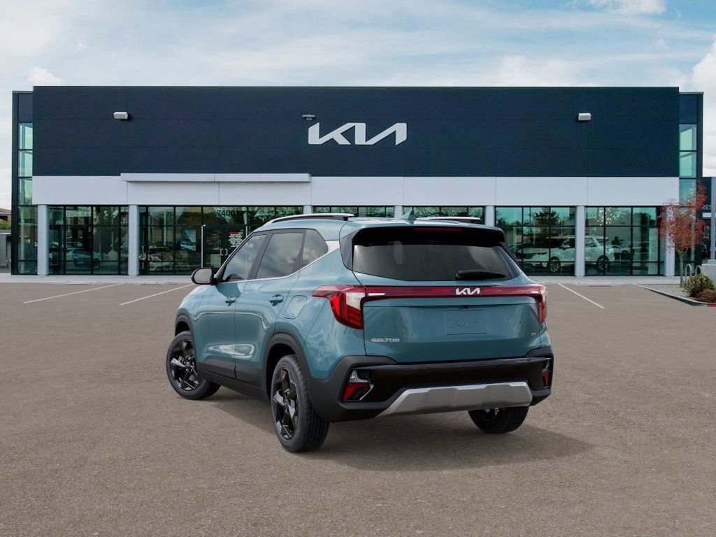 New 2026 Kia Seltos EX image 4