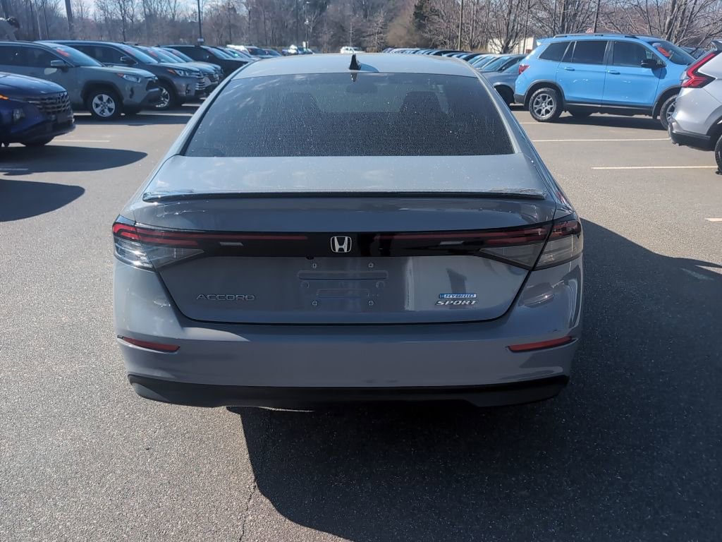 Used 2023 Honda Accord Sport image 7