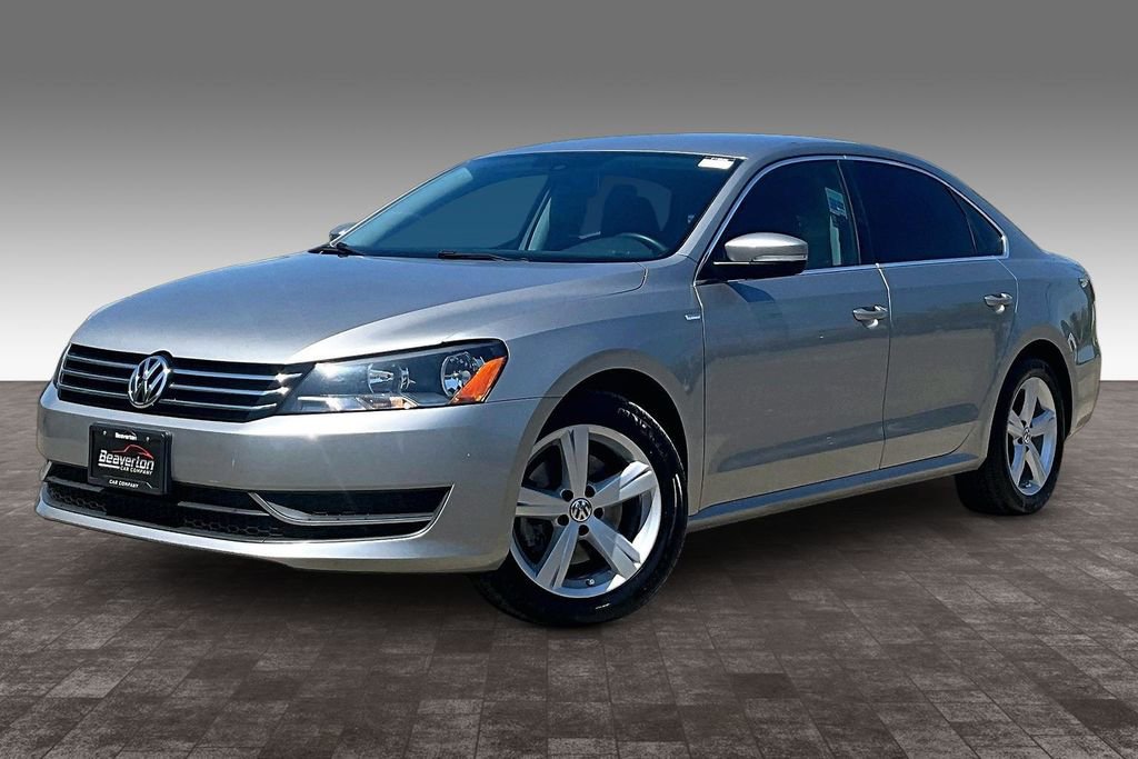 Used 2014 Volkswagen Passat 1.8T Wolfsburg Edition FWD image 2