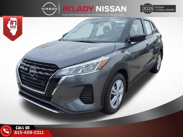 New 2025 Nissan Kicks Play S image 3
