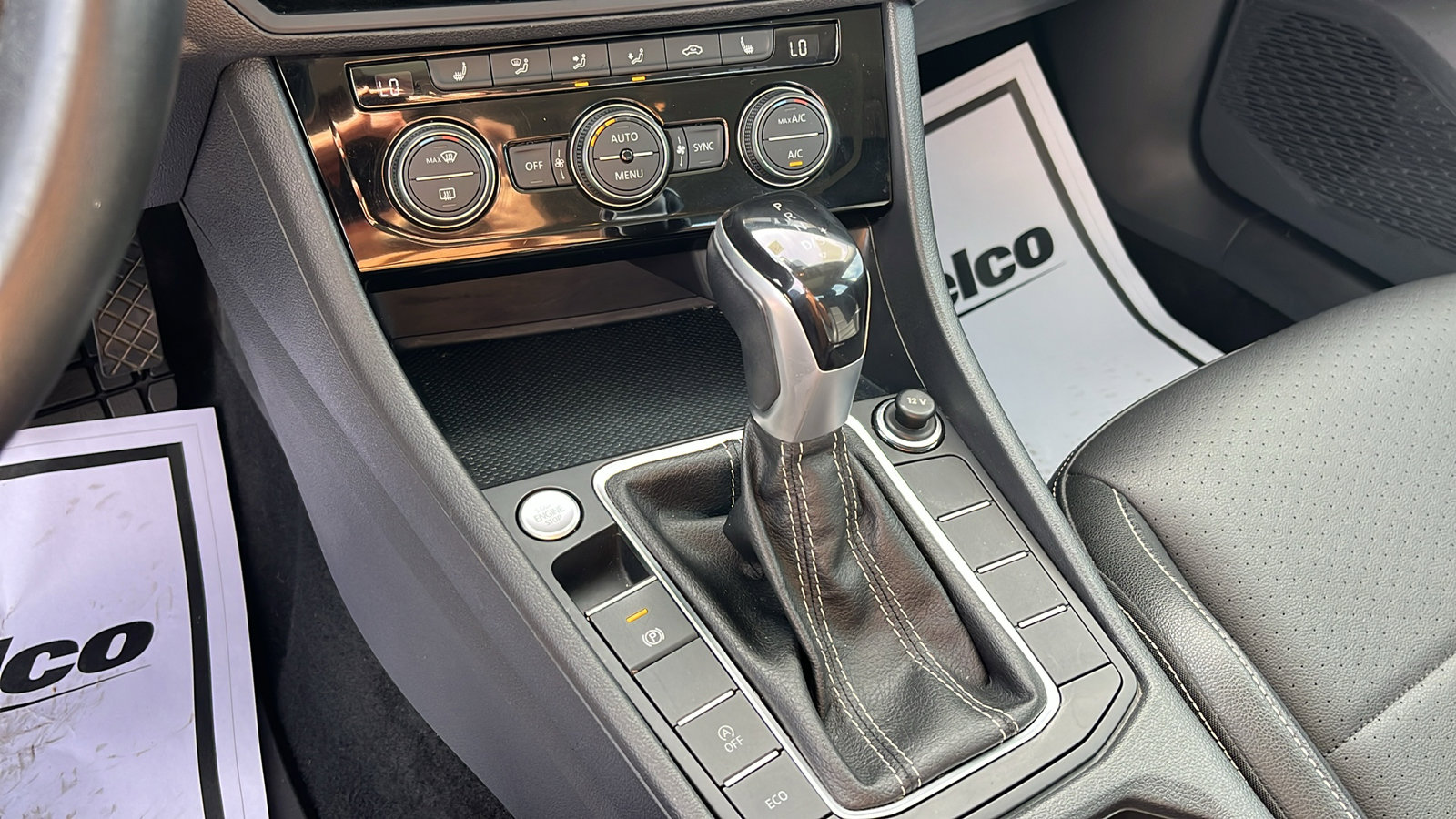 Used 2024 Volkswagen Jetta SE image 21