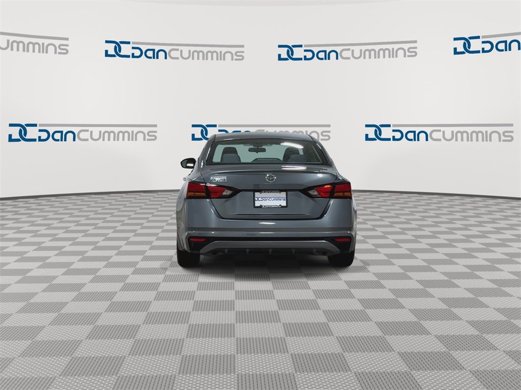 Used 2021 Nissan Altima 2.5 S w/ Driver Assist Package image 7