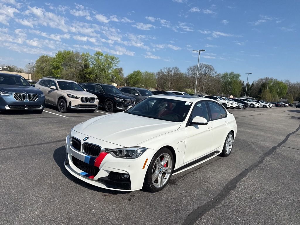Used 2017 BMW 330e RWD image 3