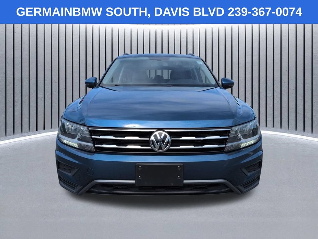 Used 2020 Volkswagen Tiguan SE w/ Panoramic Sunroof Package AWD/4WD image 10