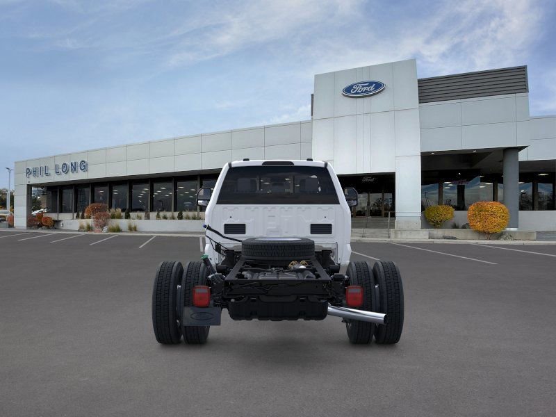 New 2025 Ford F550 4x4 SuperCab Super Duty image 5