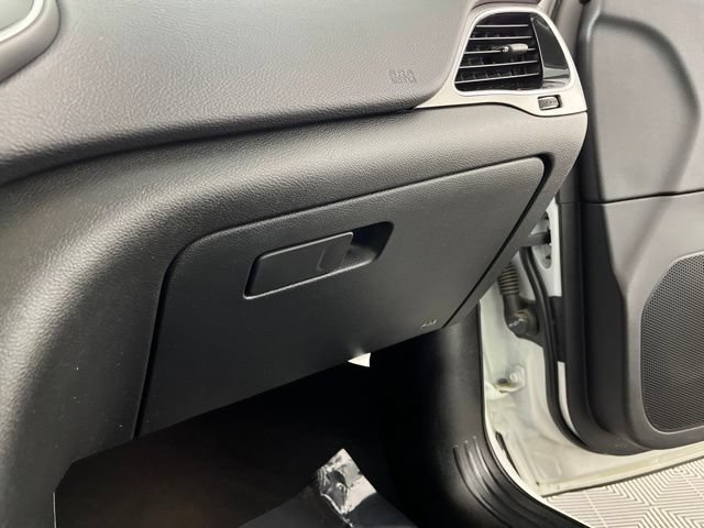 Used 2022 Jeep Cherokee Limited AWD/4WD image 41