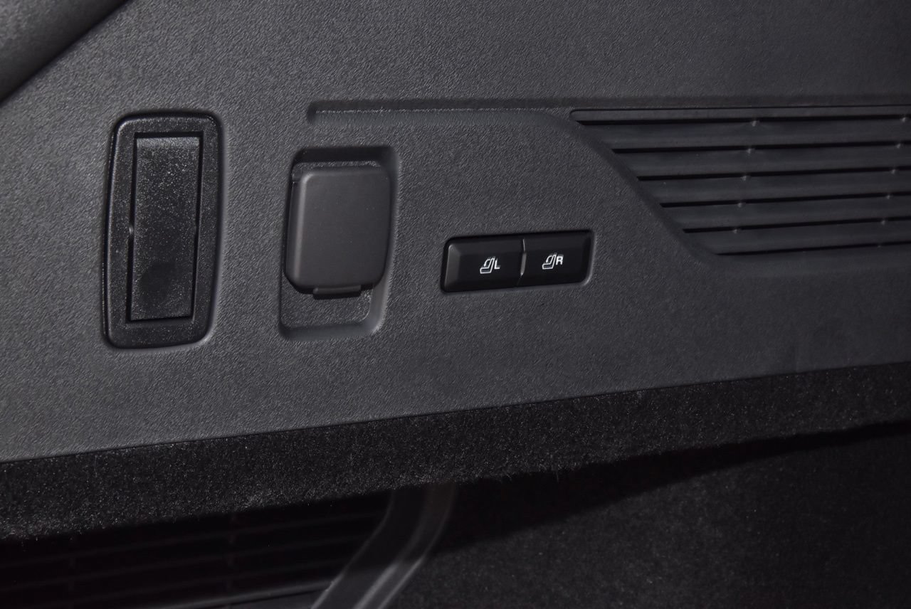 New 2026 Lincoln Nautilus Reserve AWD/4WD image 38