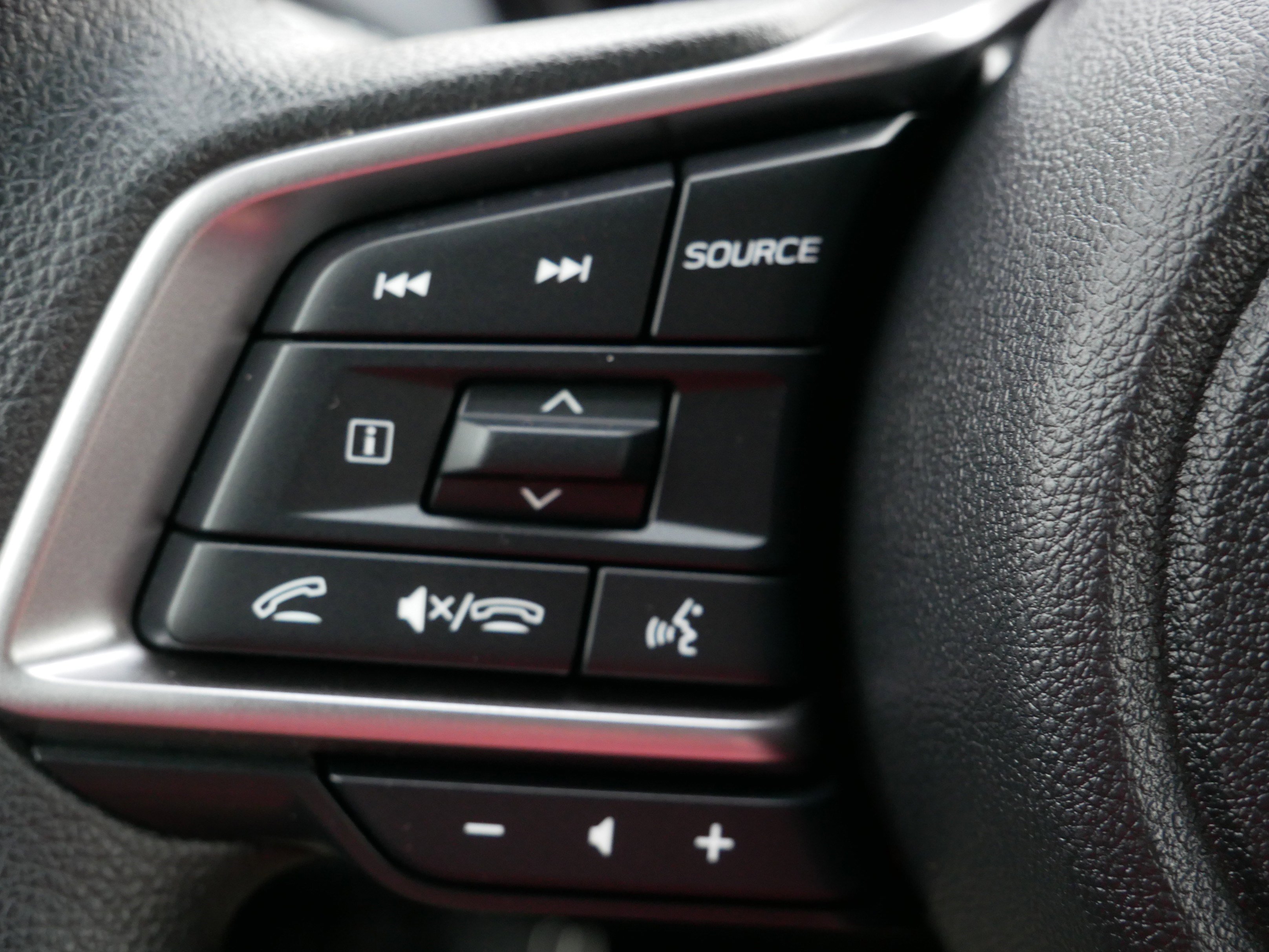 Used 2025 Subaru Impreza 2.0i image 30