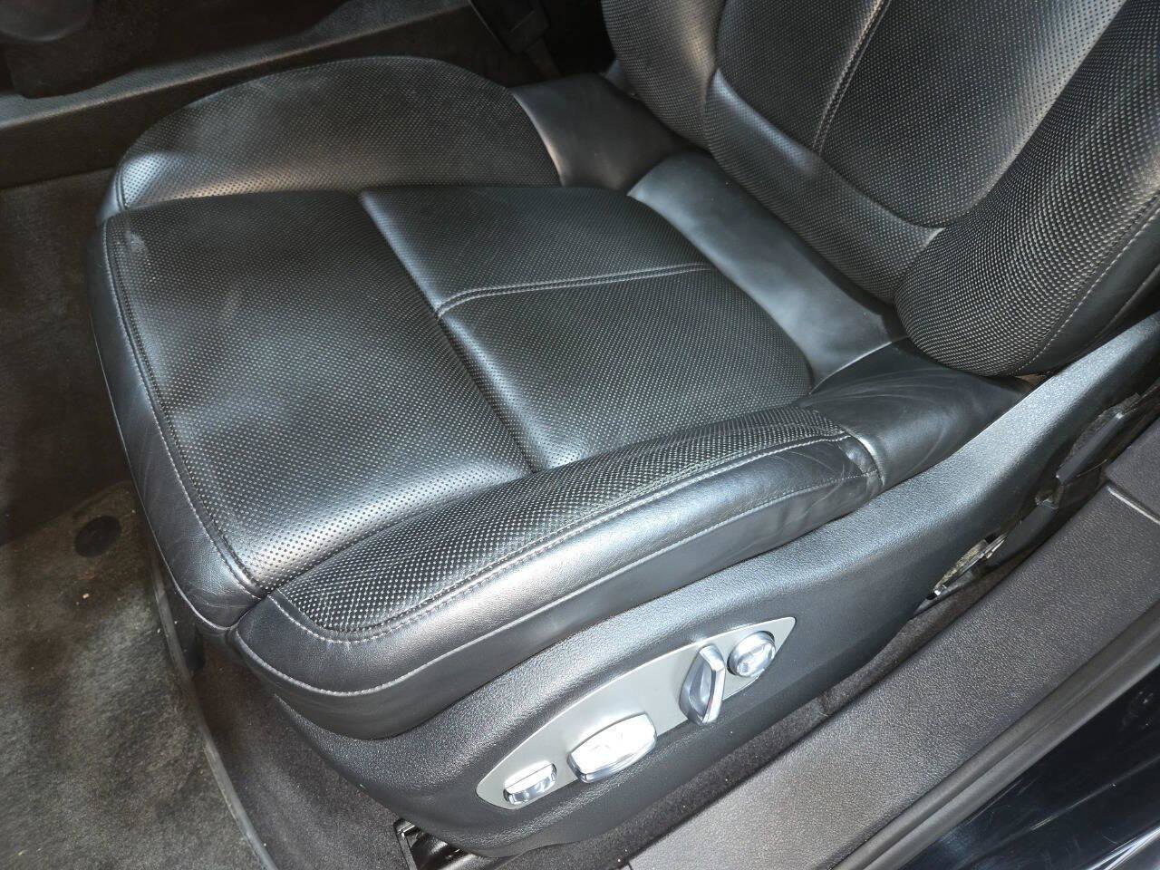 Used 2013 Porsche Cayenne GTS image 70