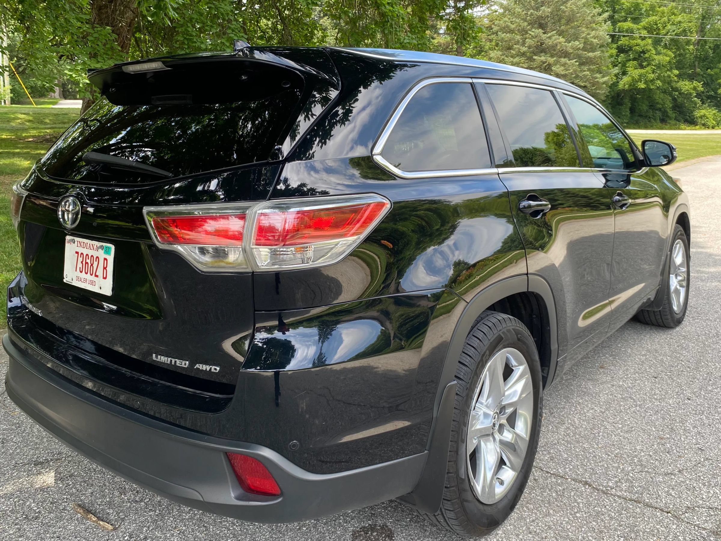 Used 2016 Toyota Highlander Limited Platinum AWD/4WD image 6
