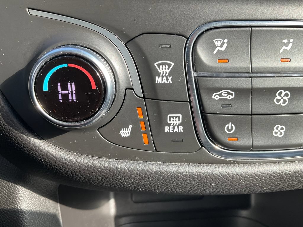 Used 2024 Chevrolet Equinox LT AWD/4WD image 10