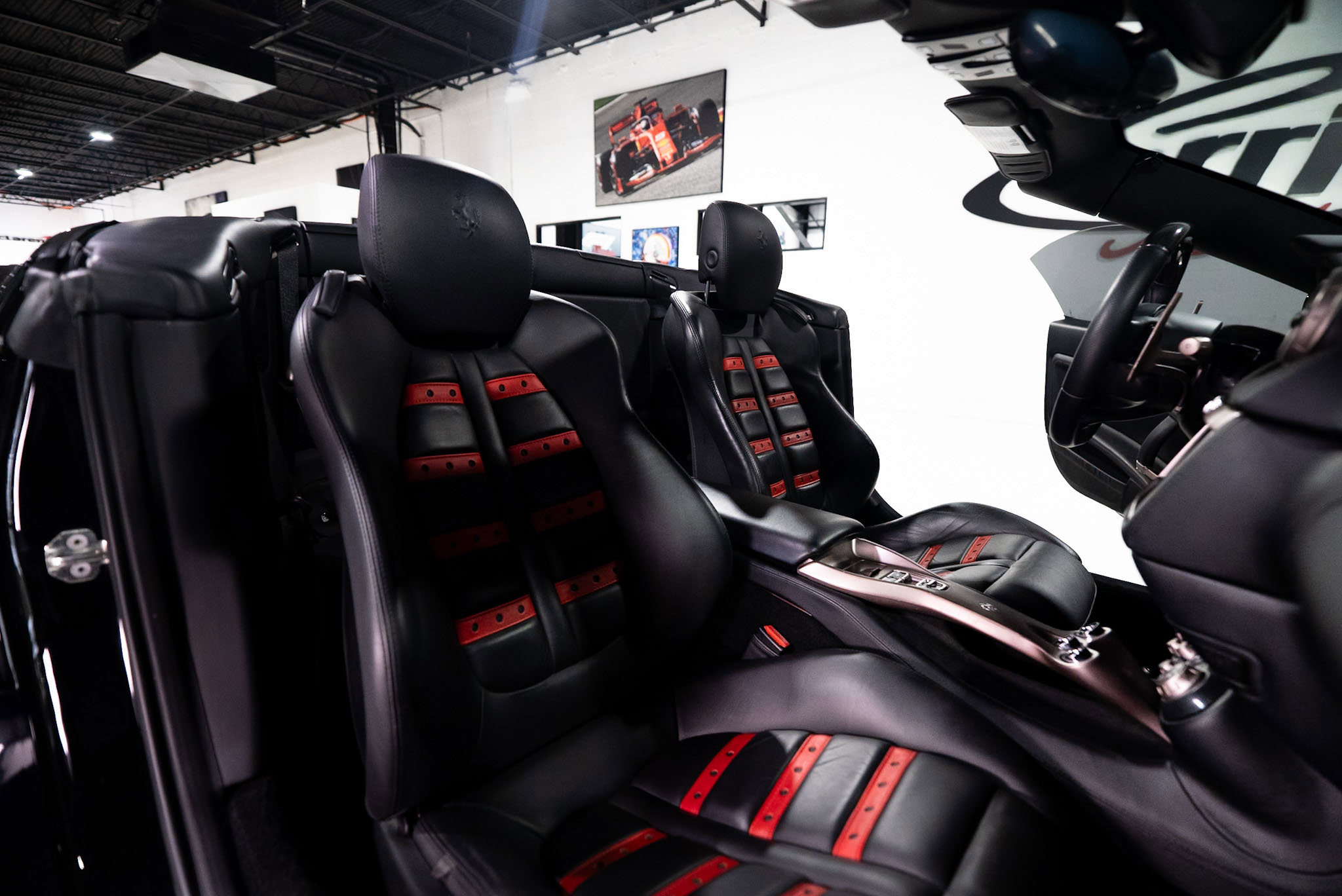 Used 2012 Ferrari California image 18