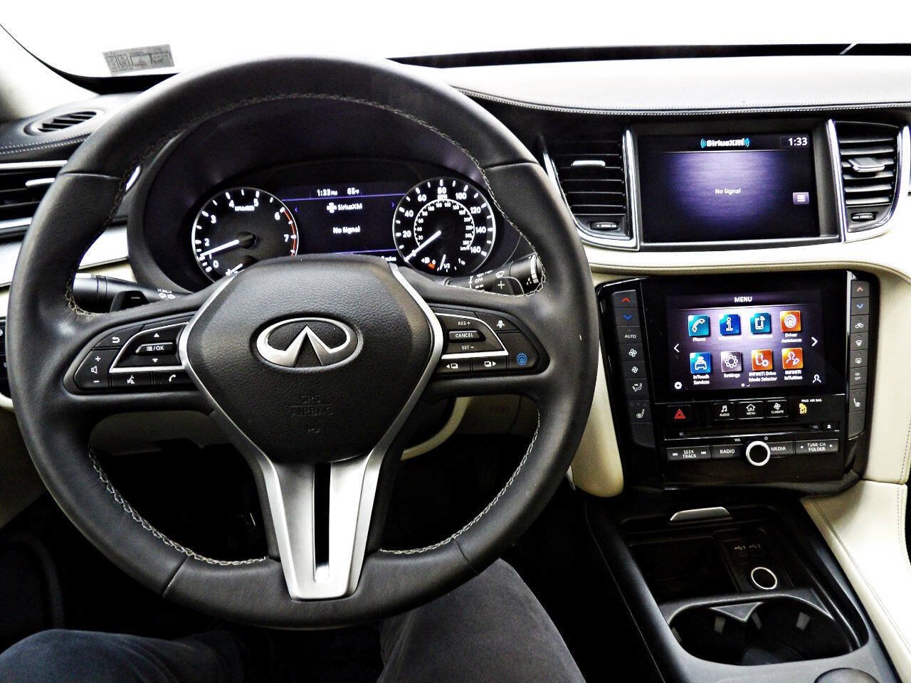 Used 2021 INFINITI QX50 Luxe AWD/4WD image 18