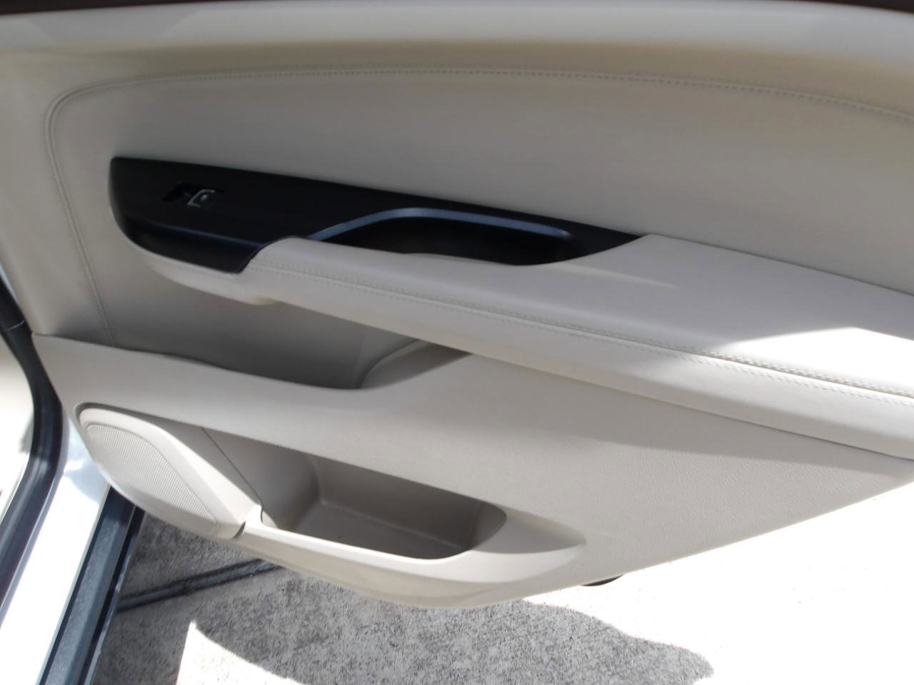 Used 2016 Cadillac SRX Performance FWD image 7