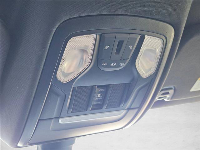 Used 2021 RAM 1500 Big Horn RWD image 18