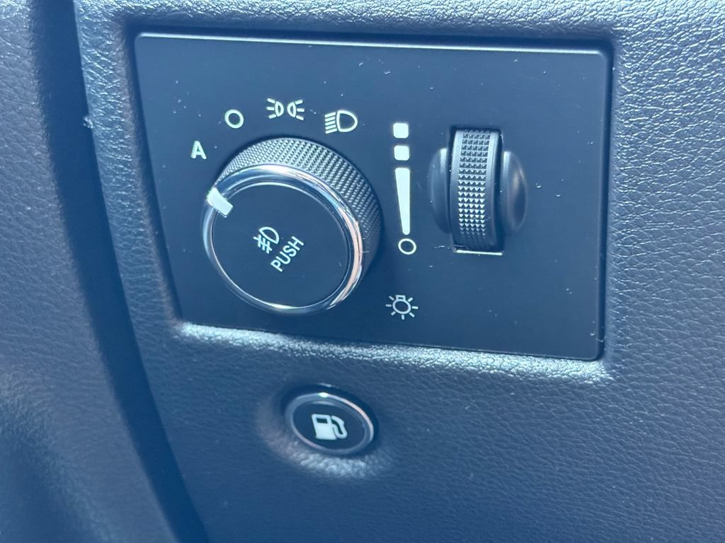 Used 2019 Jeep Grand Cherokee Limited X AWD/4WD image 32