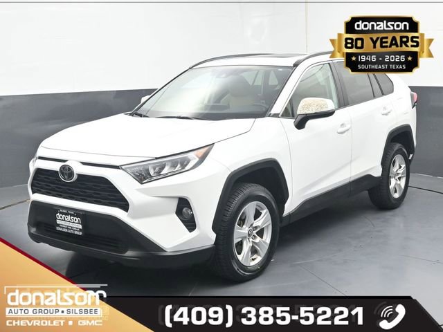 Used 2020 Toyota RAV4 XLE w/ Convenience Package image 5