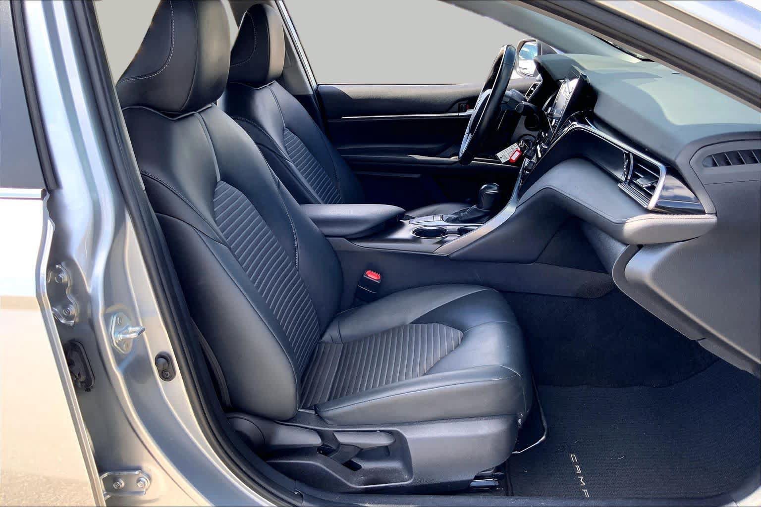 Used 2024 Toyota Camry SE FWD image 9