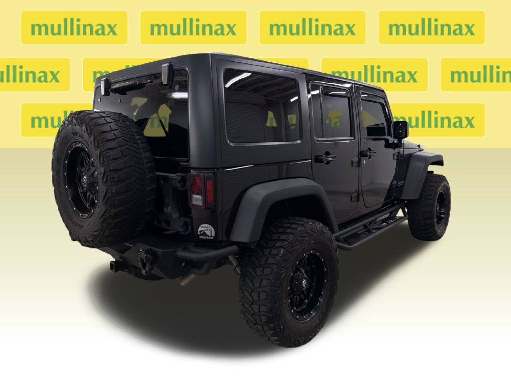 Used 2015 Jeep Wrangler Unlimited Rubicon w/ Connectivity Group AWD/4WD image 3