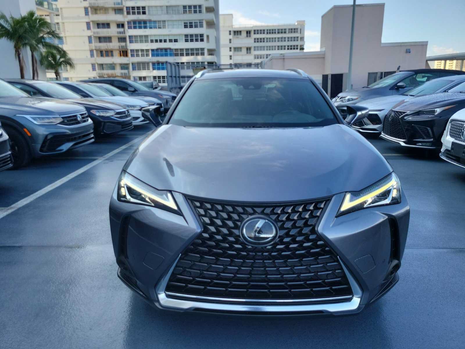 Used 2020 Lexus UX 200 w/ Premium Package FWD image 9