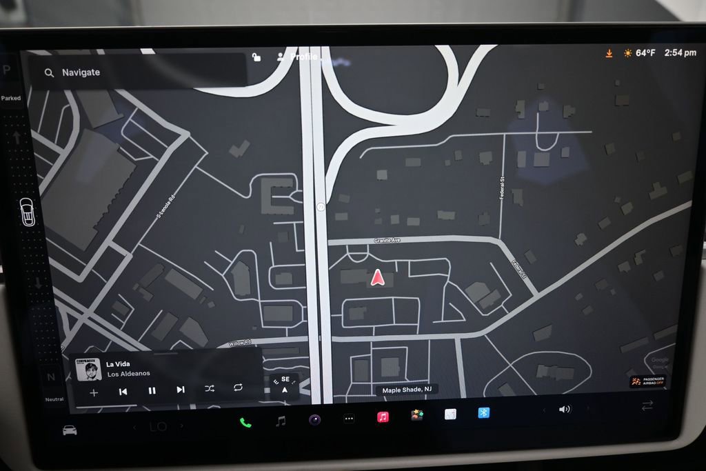 Used 2023 Tesla Model X AWD/4WD image 10