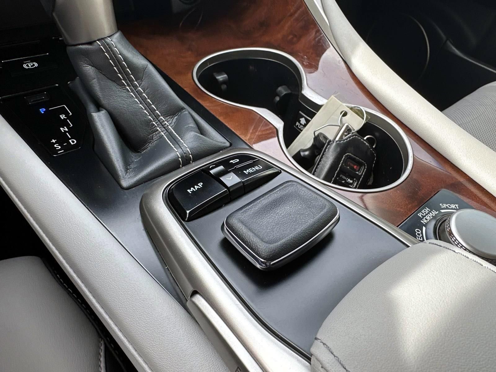 Used 2018 Lexus RX 350L AWD image 25