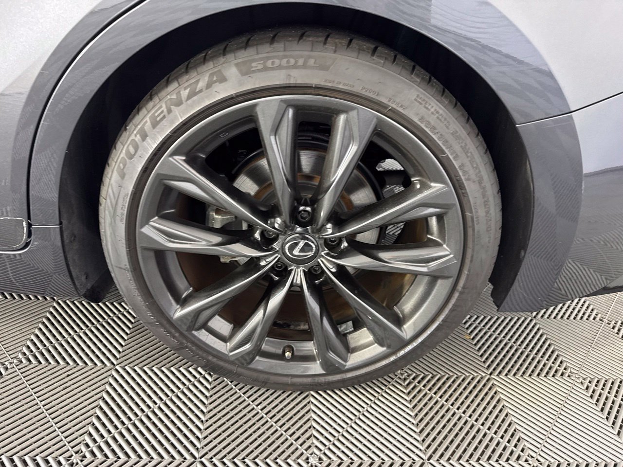 Used 2022 Lexus IS 350 F Sport RWD image 13