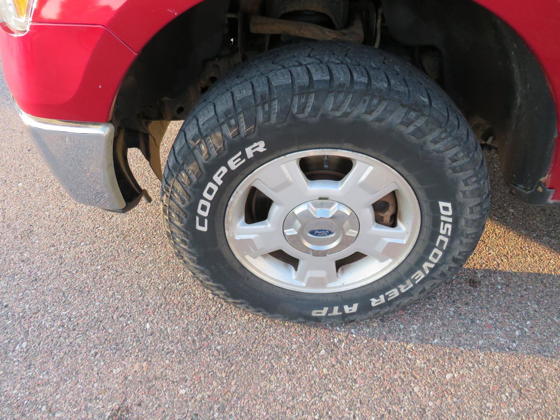 Used 2014 Ford F150 XLT w/ Equipment Group 301A Mid image 2