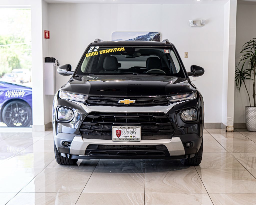 Used 2022 Chevrolet TrailBlazer LT FWD image 2