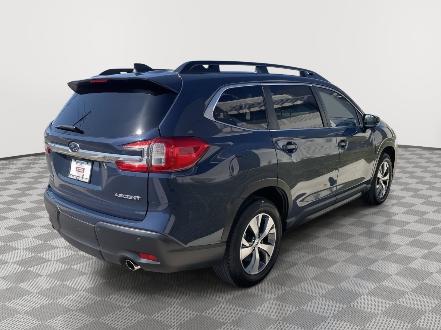 Certified 2025 Subaru Ascent Premium image 7