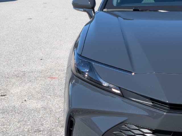 Used 2025 Toyota Camry LE FWD image 11