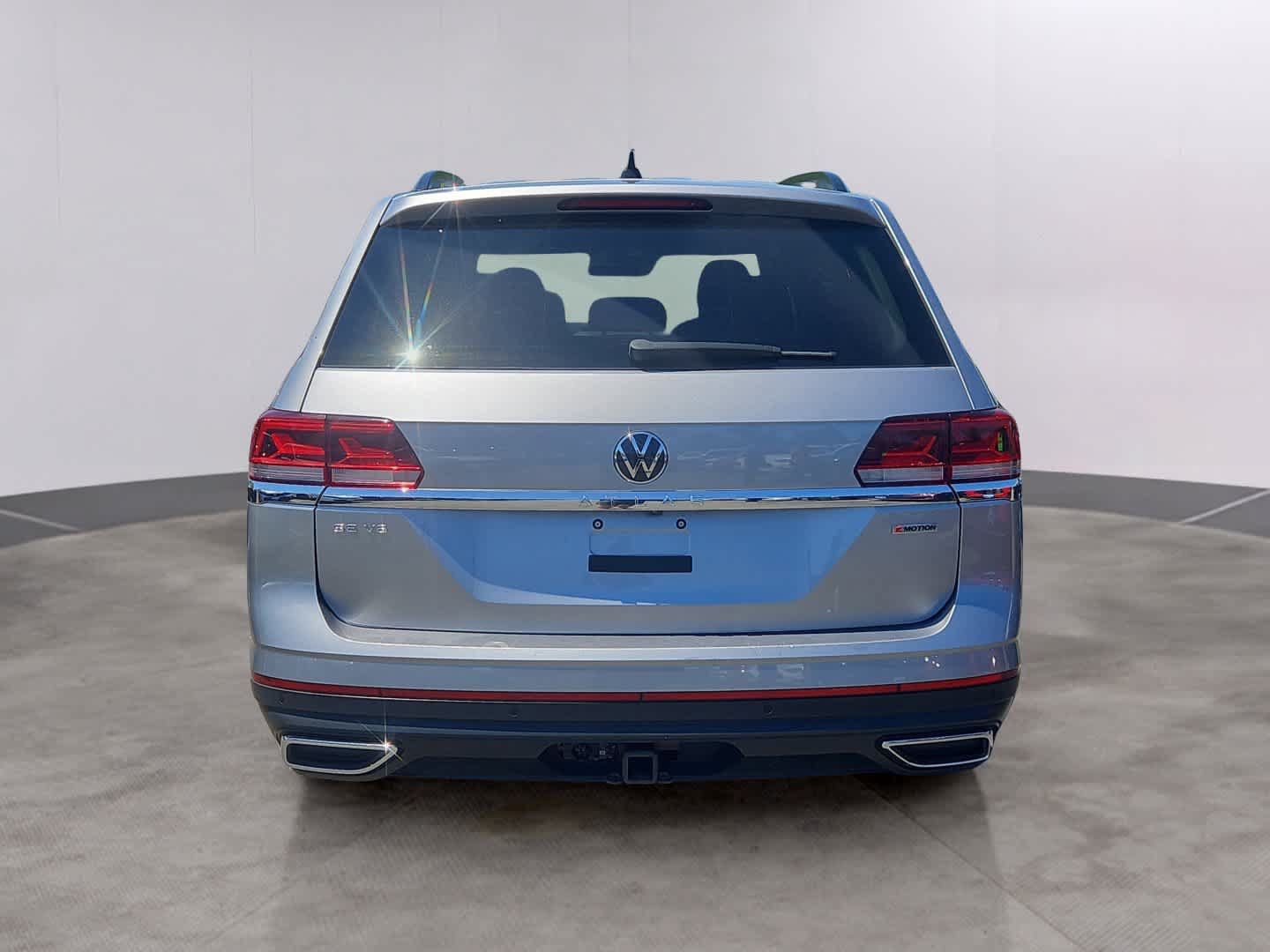 Used 2021 Volkswagen Atlas SE w/ Panoramic Sunroof Package AWD/4WD image 4