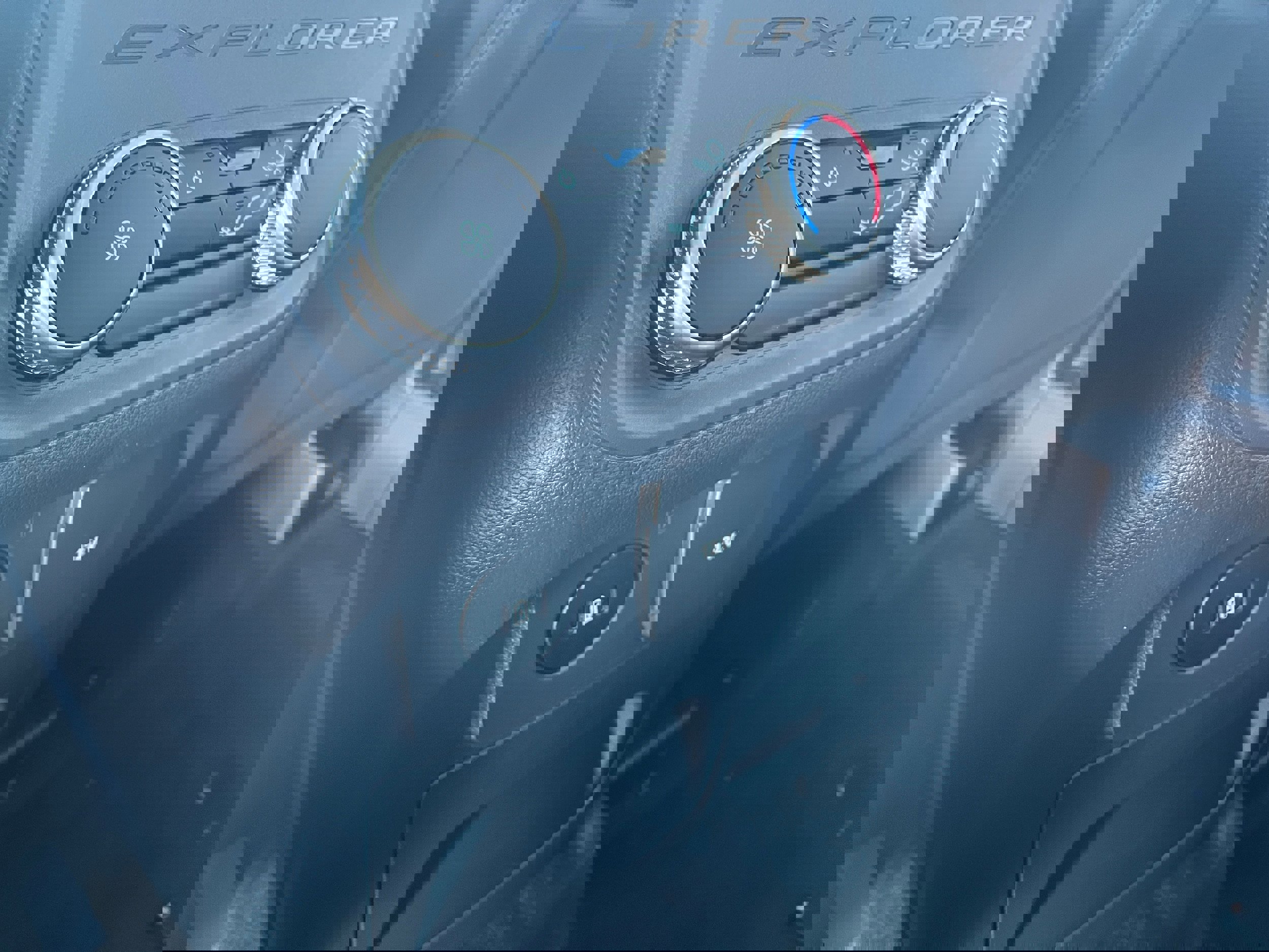 New 2026 Ford Explorer Active w/ Active Comfort Package image 11