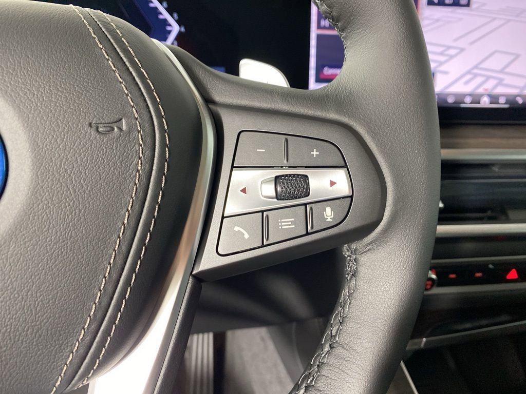 New 2026 BMW X5 xDrive50e w/ Climate Comfort Package image 13