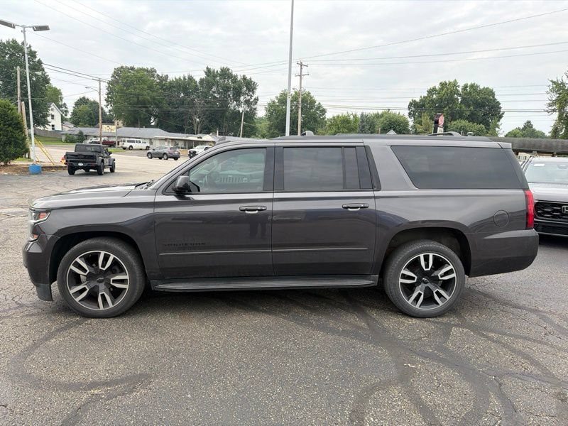 Used 2018 Chevrolet Suburban Premier w/ RST Edition AWD/4WD image 4