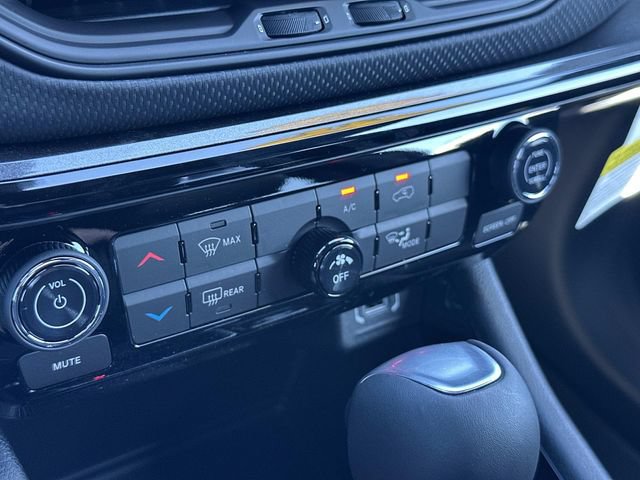 New 2026 Jeep Compass Latitude AWD/4WD image 28