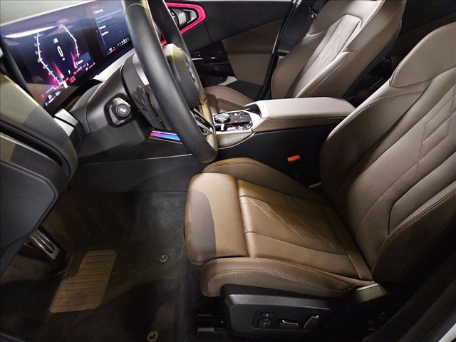 Certified 2026 BMW X3 xDrive30i w/ M Sport Package AWD/4WD image 16