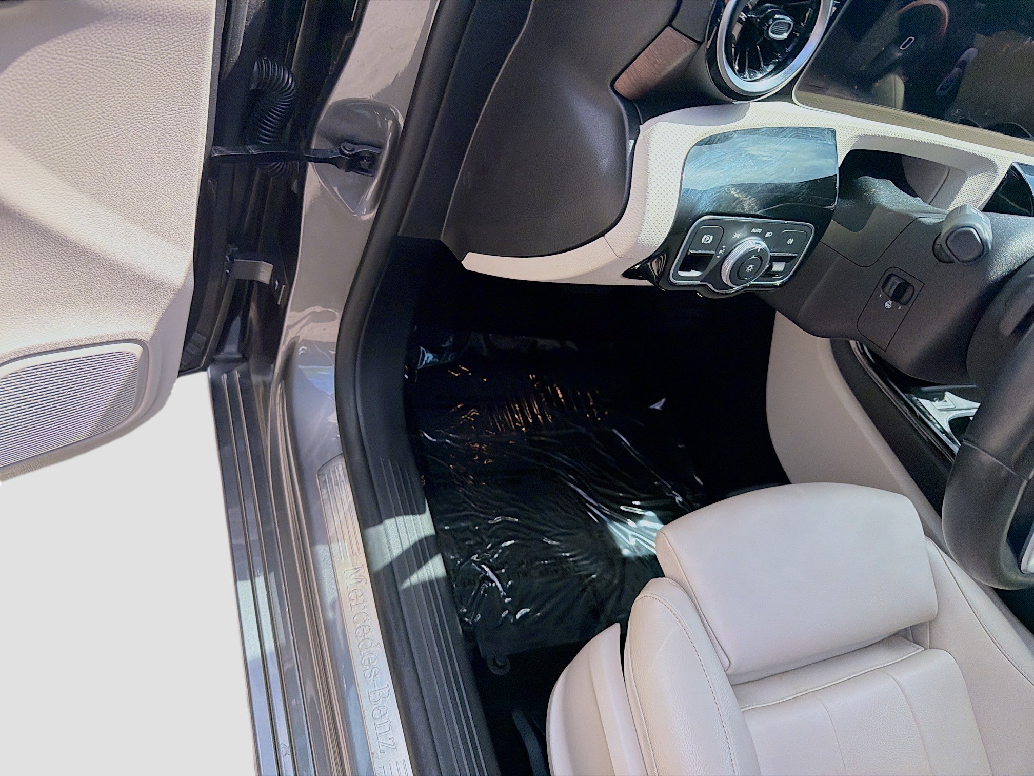 Used 2020 Mercedes-Benz A 220 4MATIC image 9