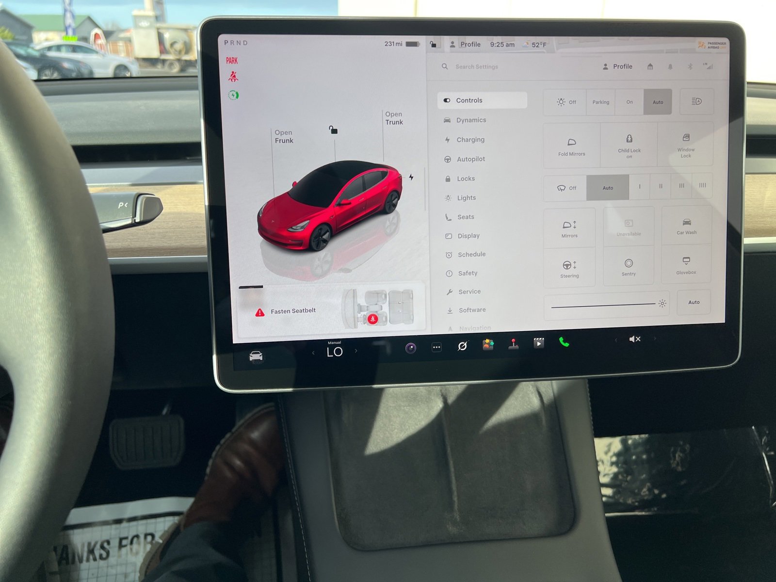 Used 2023 Tesla Model 3 Standard Range image 10