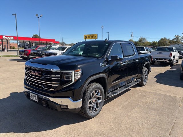 New 2026 GMC Sierra 1500 SLT w/ SLT Premium Plus Package image 2