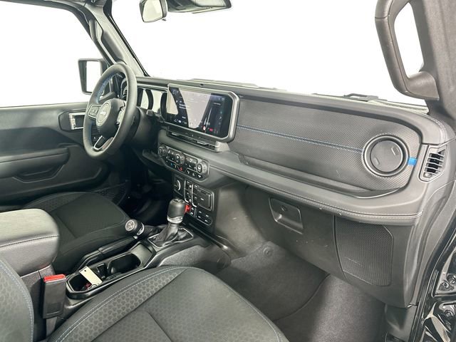 Used 2025 Jeep Wrangler Unlimited Rubicon 4xe w/ Safety Group image 28