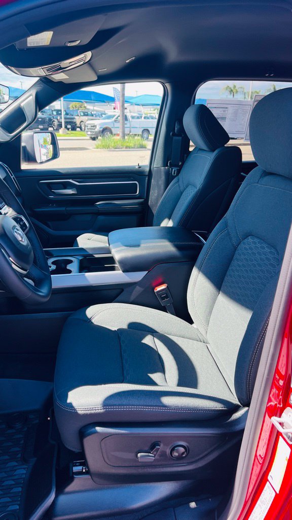 New 2026 RAM 1500 Big Horn AWD/4WD image 23