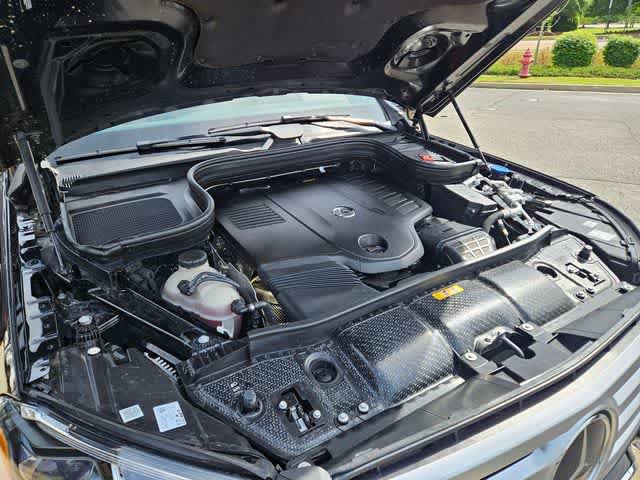 Used 2024 Mercedes-Benz GLS 450 4MATIC w/ AMG Line Exterior image 14