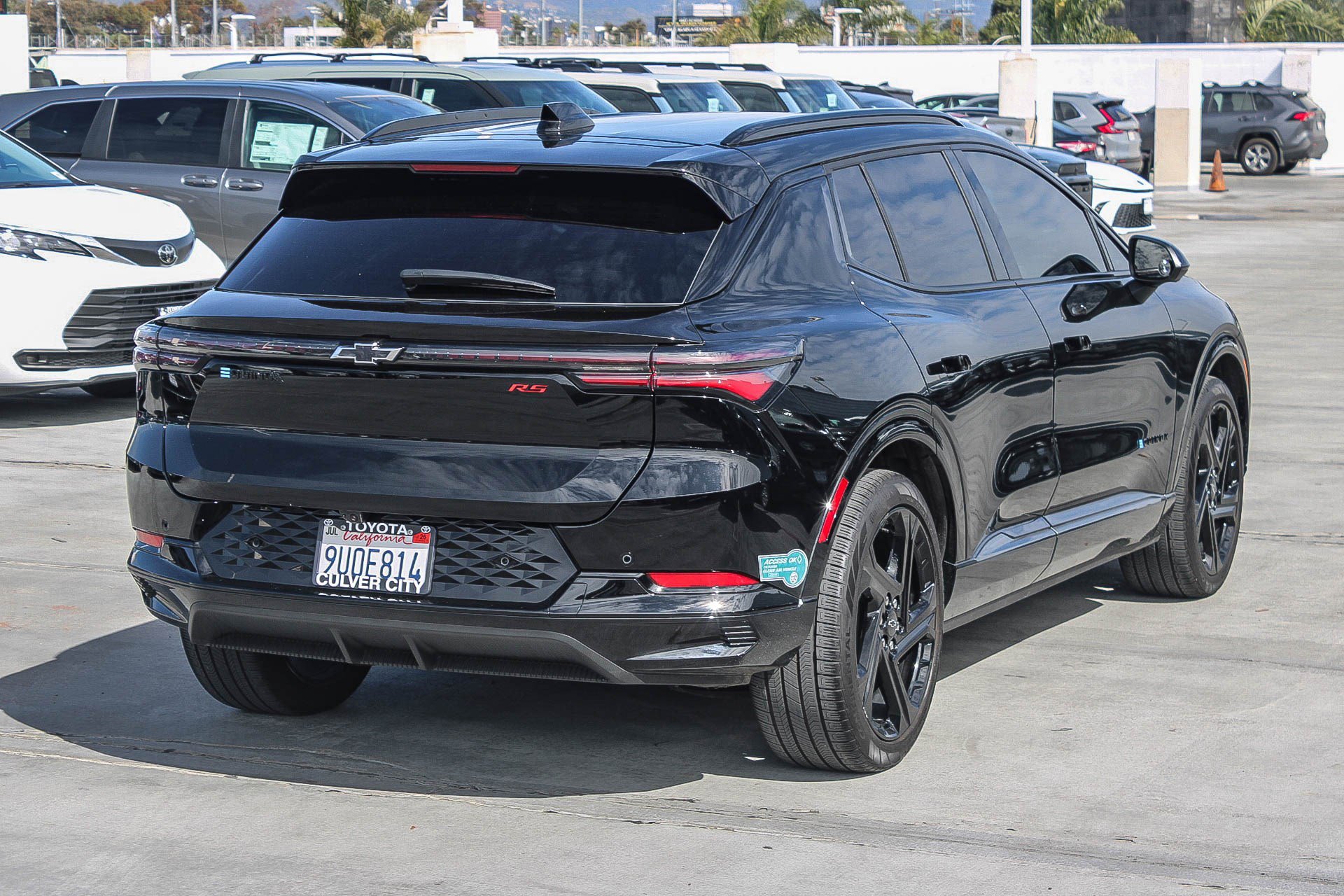 Used 2025 Chevrolet Equinox EV RS image 9